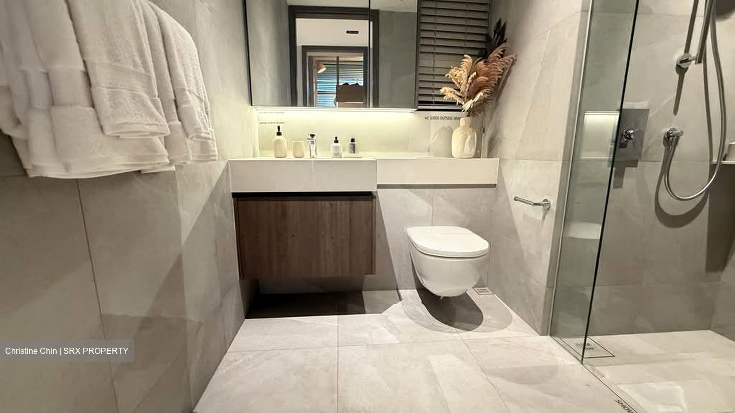 Pasir Panjang Road (D5), Condominium #557640221